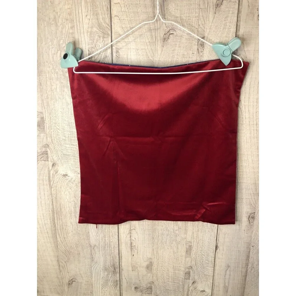 Set of 2 BedSure Merry Christmas Santa Claus Red Pillow Covers 18